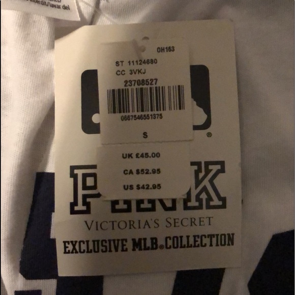 Victoria’s Secret PINK MLB Cleveland Indians - Picture 2 of 2